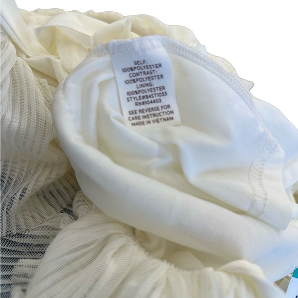 Blu Pepper‎ Cream Ruffle Crop Top - Picture 3 of 3